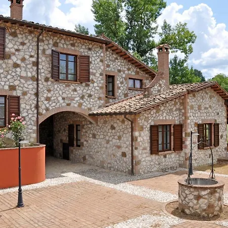 Sleeps 4 T241781 *