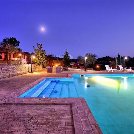 Sleeps 4 T241781