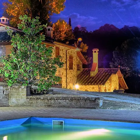 Sleeps 4 T241781 *